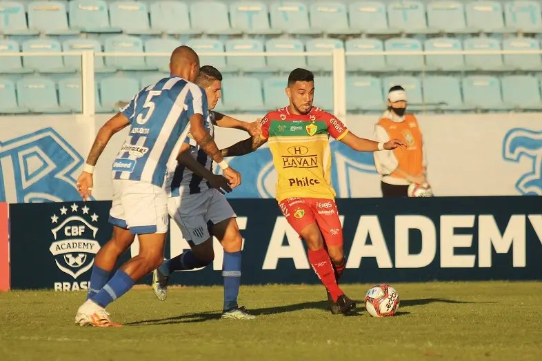 Brusque FC vence o Ava&iacute; e segue sem perder na s&eacute;rie B do Brasileiro