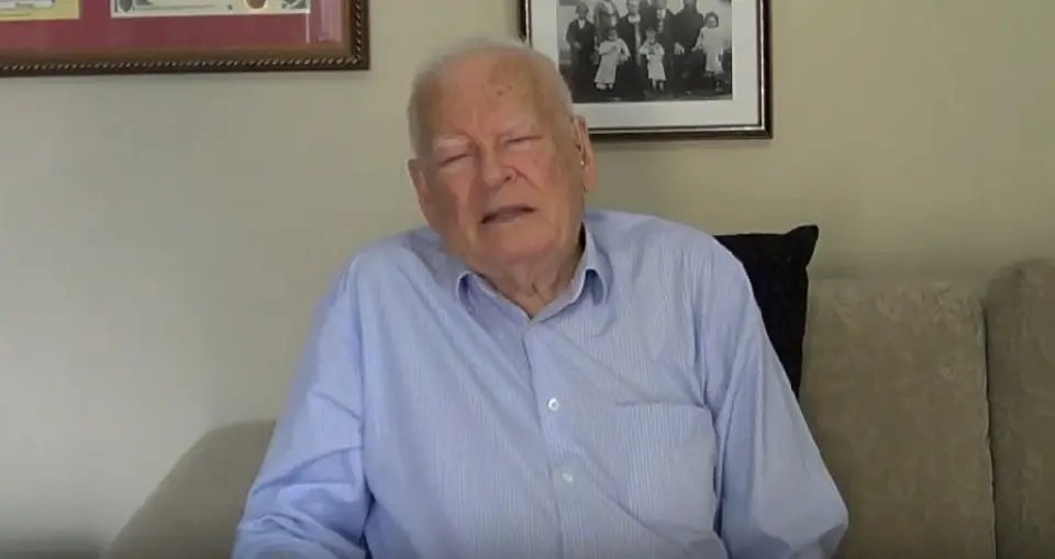 DOCUMENT&Aacute;RIO RC: doutor Germano Hoffmann