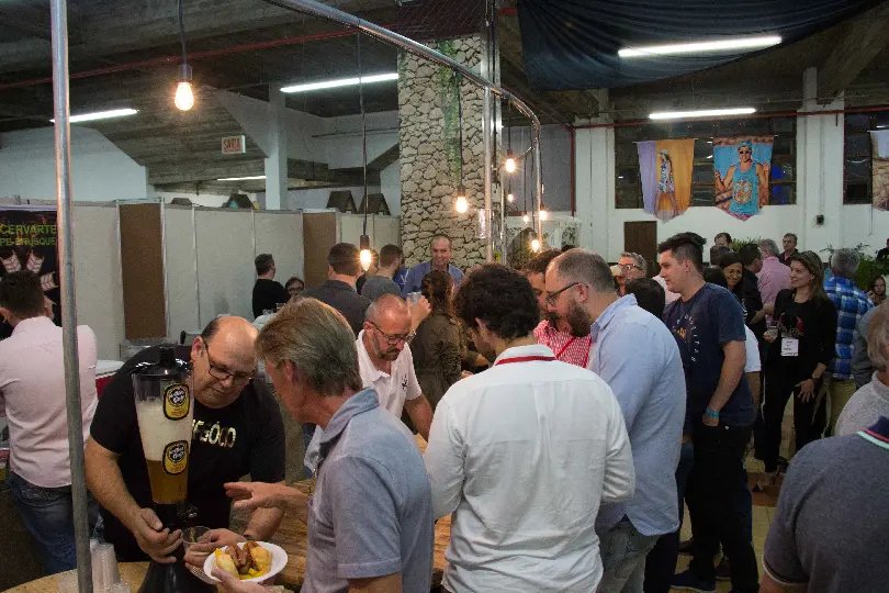 AmpeBr reúne clientes e fabricantes da 43ª Pronegócio em confraternização