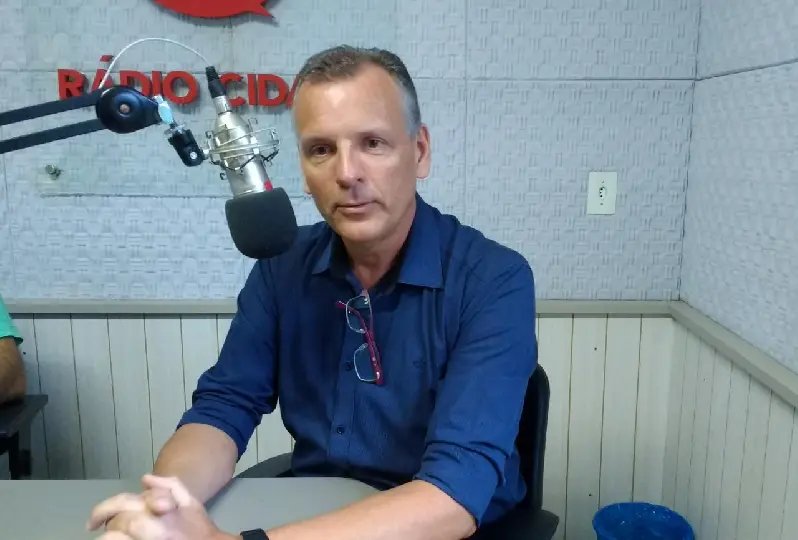 "Não existe a menor possibilidade de eu deixar o PT"