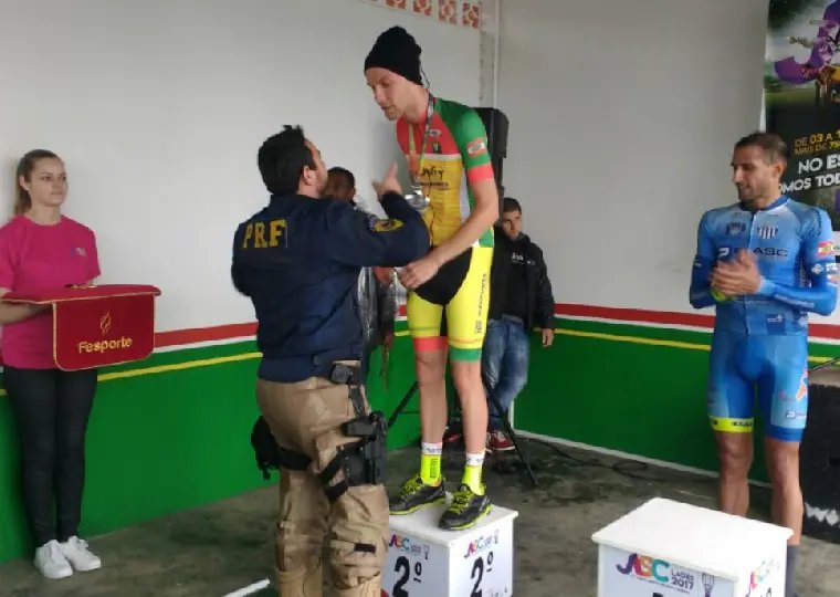 Ciclismo consegue a primeira medalha no Jasc para Brusque