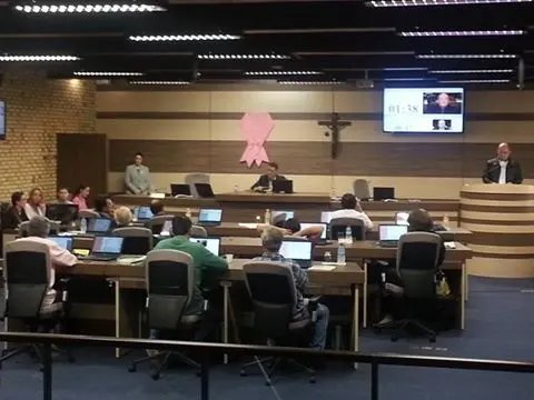 Vereador sugere investigar residenciais