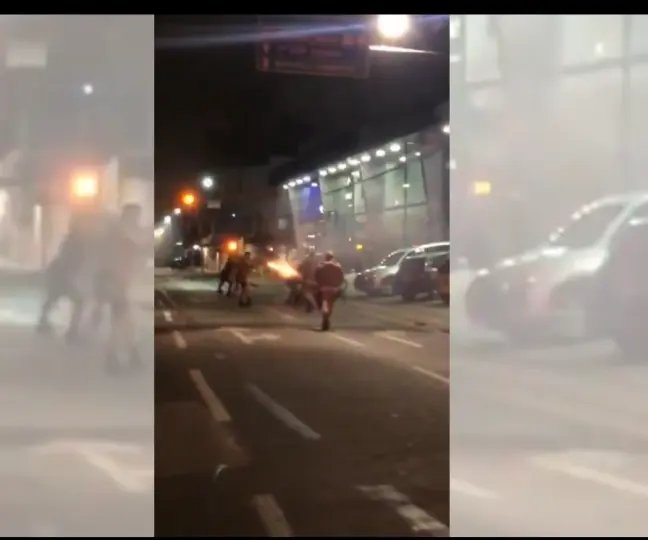 (V&iacute;deo) Briga na rua obriga pol&iacute;cia de Brusque a usar bala de borracha para dispersar