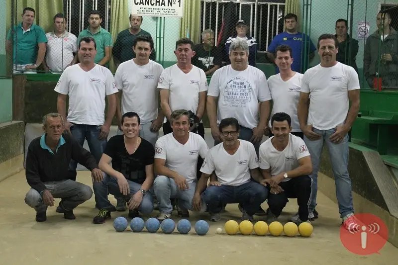 Nicoletti conquista tricampeonato municipal