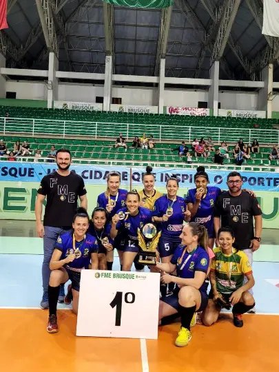 Brusque Futsal fatura o t&iacute;tulo do Campeonato Municipal de Futsal Livre Feminino 2022