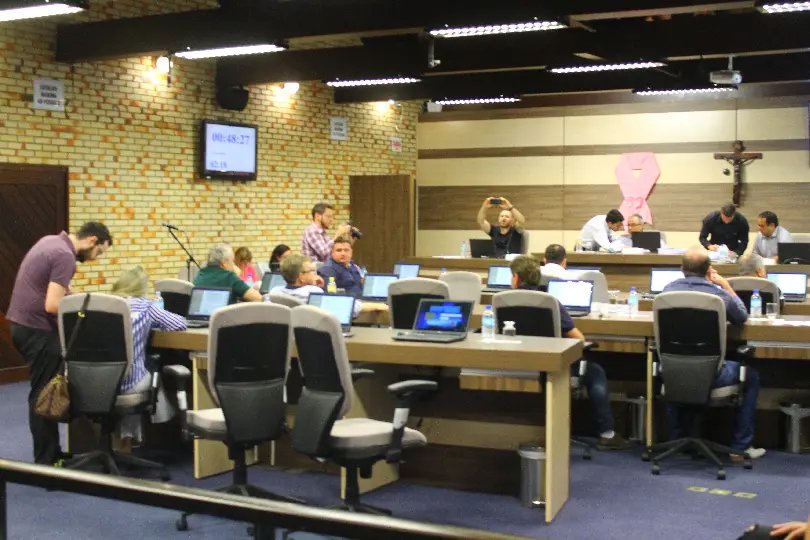 Câmara aprova início do processo de dissolução da CODEB