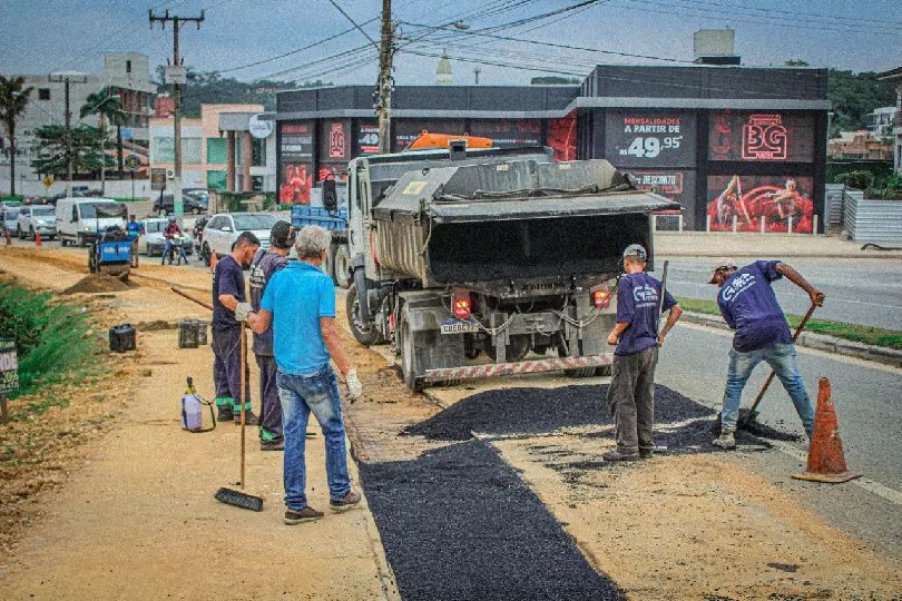 Samae Brusque inicia pavimenta&ccedil;&atilde;o de trechos escavados na expans&atilde;o de rede