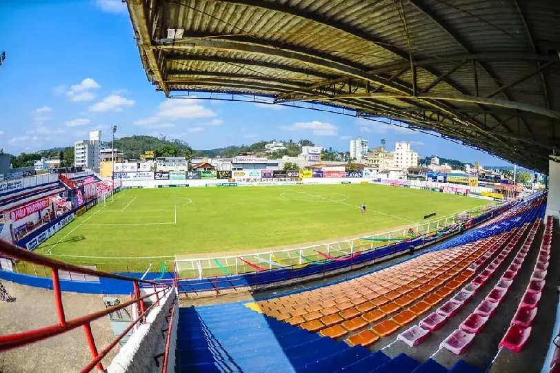 Brusque e Renaux discutem acordo sobre est&aacute;dio