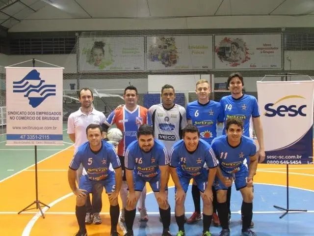 Vetor conquista taça no futsal