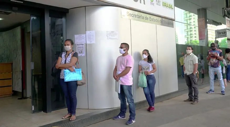 Desemprego chega a 14,7% no primeiro trimestre, maior desde 2012