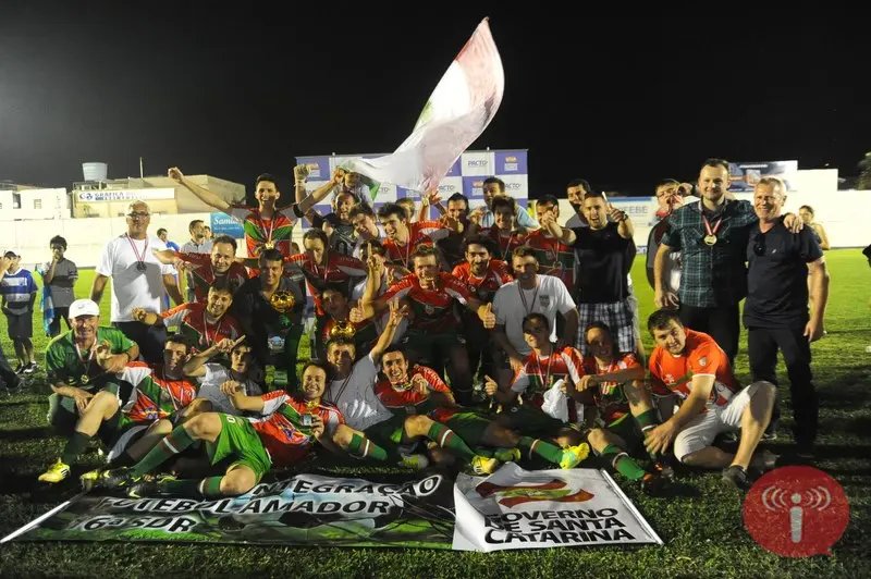 Olaria conquista troféu inédito
