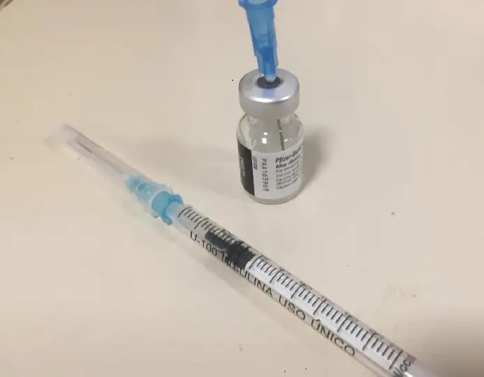 Brusque recebe primeiro lote de vacinas da Pfizer