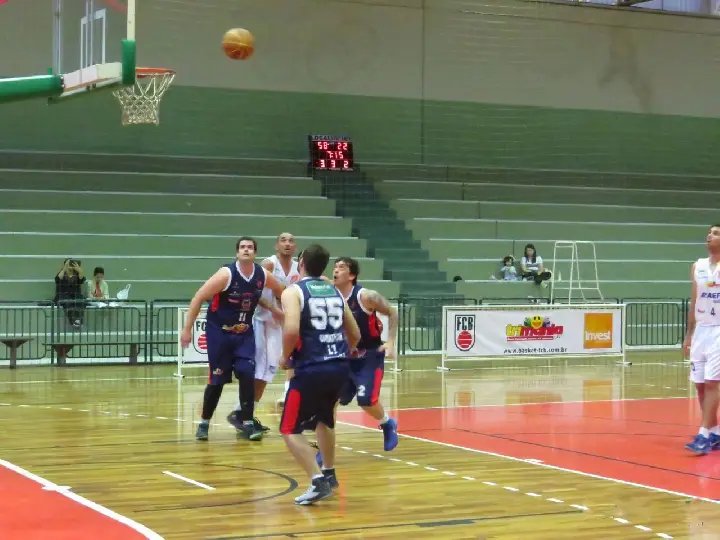 AD Brusque inicia hoje a semifinal do Estadual de Basquete