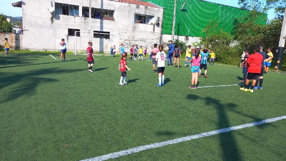(V&Iacute;DEO) Associa&ccedil;&atilde;o realizar&aacute; Futebol Social em prol dos refugiados