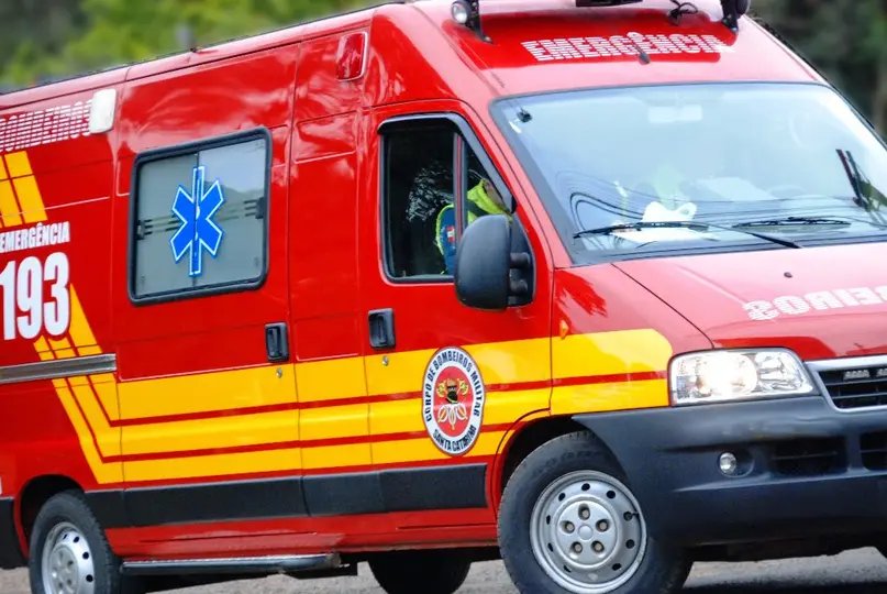 Bombeiros s&atilde;o acionados para atender queda de rec&eacute;m-nascido