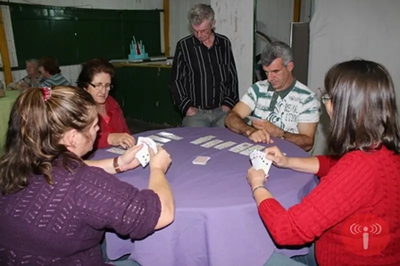 Canastra segue com jogos acirrados