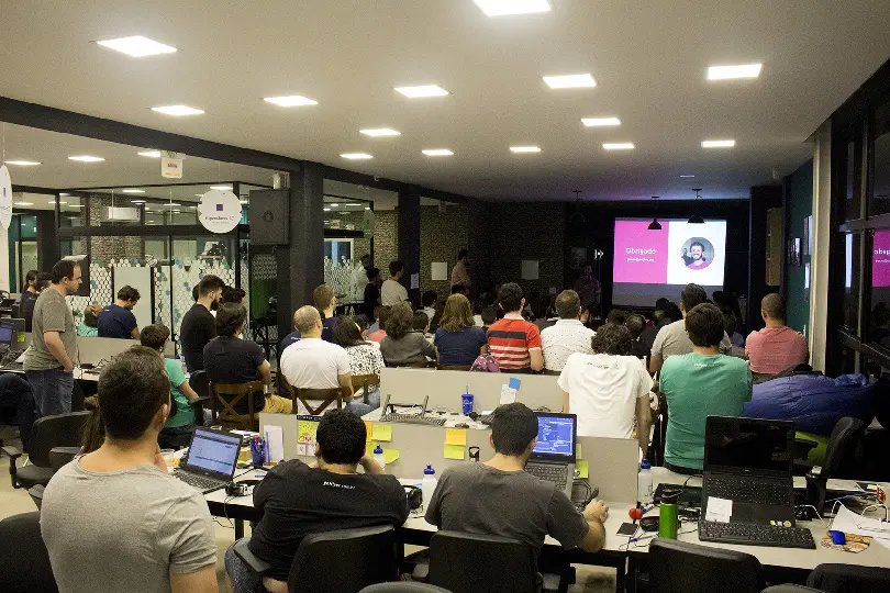 Hipertalks: startup brusquense realiza evento tecnológico aberto à comunidade