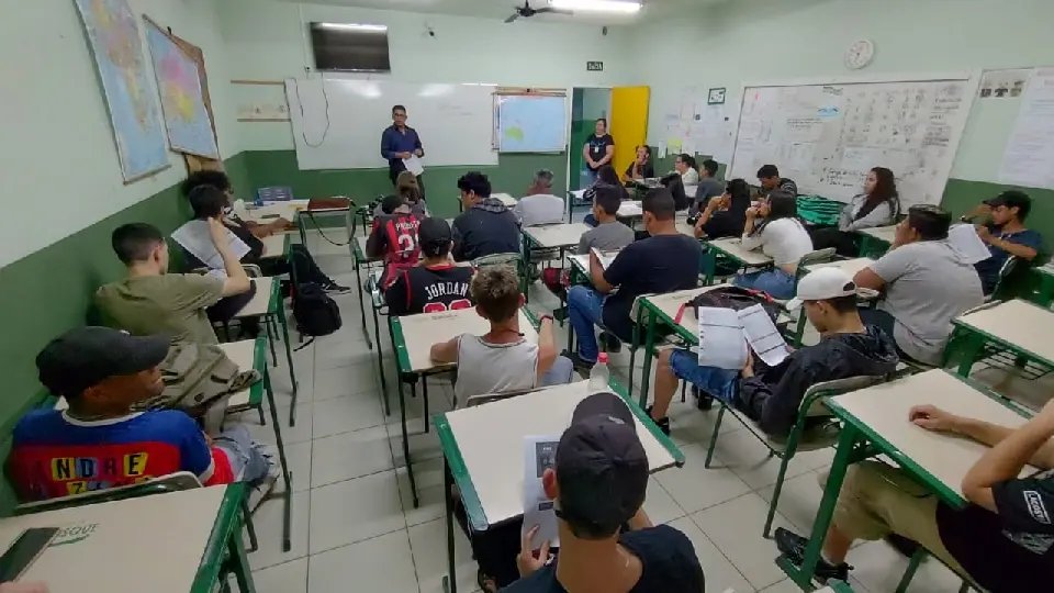 Sine Brusque ministra palestra para o EJA Paquet&aacute;