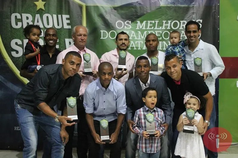 Brusque emplaca oito nomes na seleção