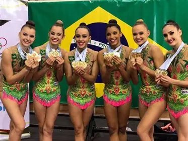 Brusquense é ouro no Sul-Americano de Ginástica Rítmica com a seleção
