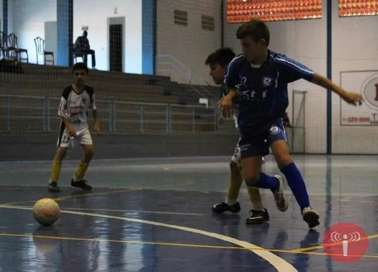 Sub-11 do Guarani estreia bem na 4ª fase do estadual