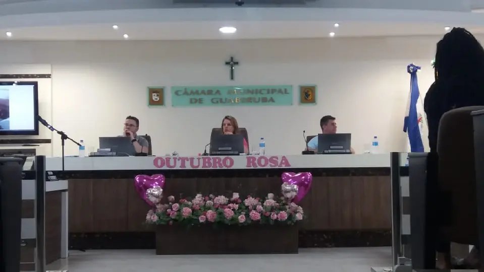 C&acirc;mara de Guabiruba adere &agrave; campanha Outubro Rosa