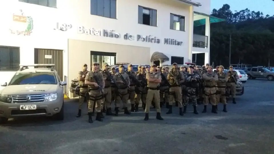 Policiais participam de treinamento 