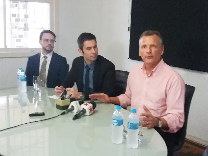  ‘Prefeito, isso aqui é um tribunal político e eles chegaram primeiro’