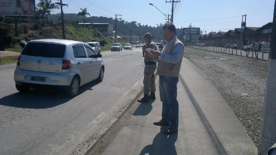 Botuverá participa de pesquisa da Santur