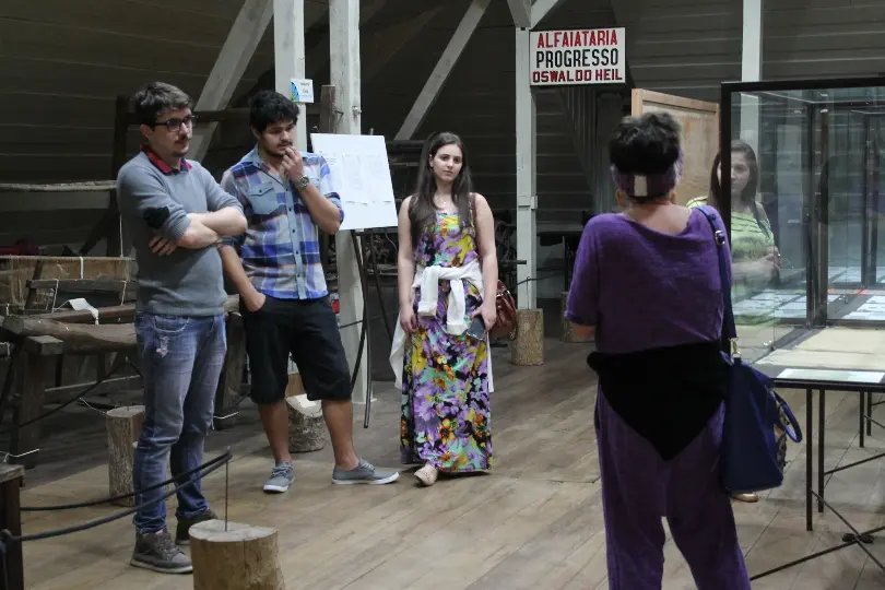 Acadêmicos da Unifebe desenvolvem projeto em museu