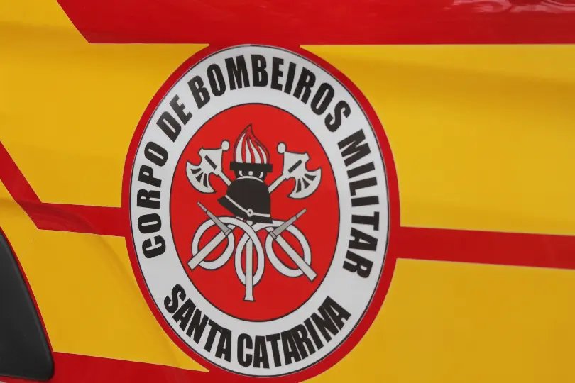 Bombeiros salvam, por telefone, bebê engasgado