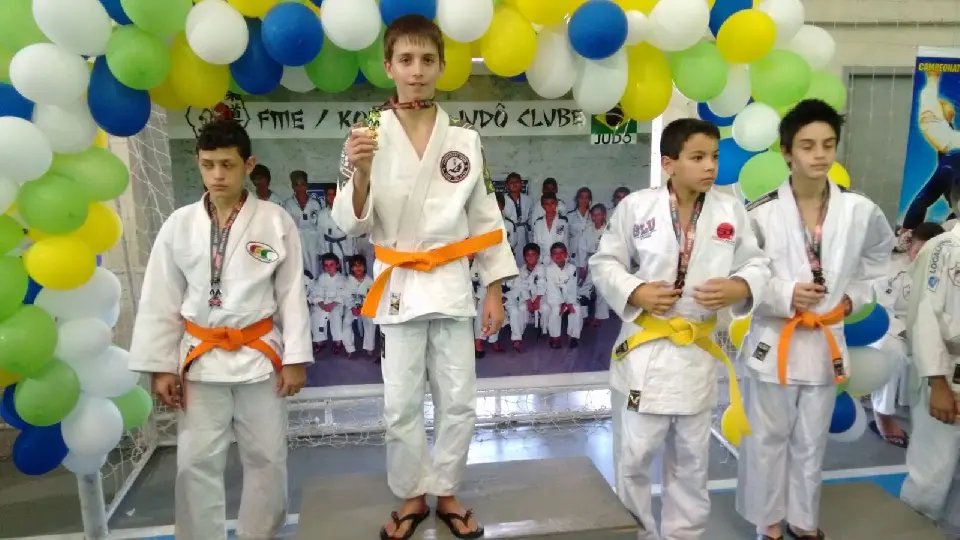 Judocas se classificam para campeonato brasileiro