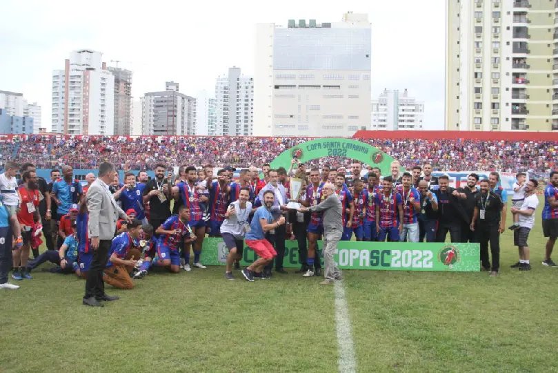 Marc&iacute;lio &eacute; campe&atilde;o da Copa SC, e jogar&aacute; a Recopa contra o Brusque