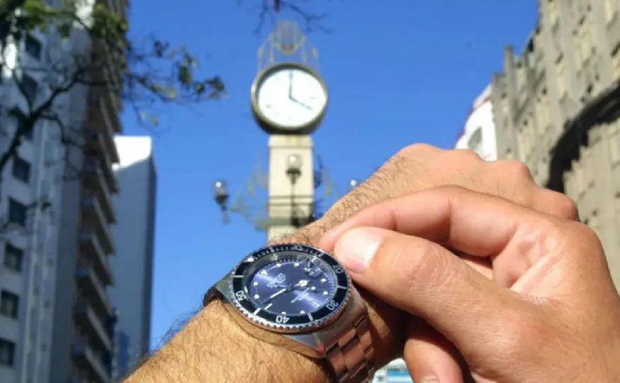 Governo decide manter o horário de verão a partir do dia 15 de outubro