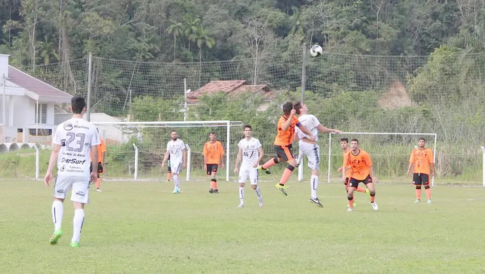 Municipal Amador de Guabiruba tem rodada no fim de semana
