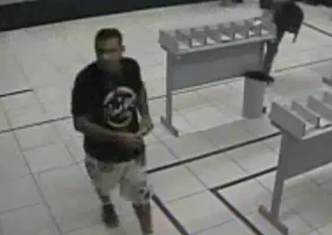 Polícia Civil procura homem que sacou dinheiro com cartão furtado