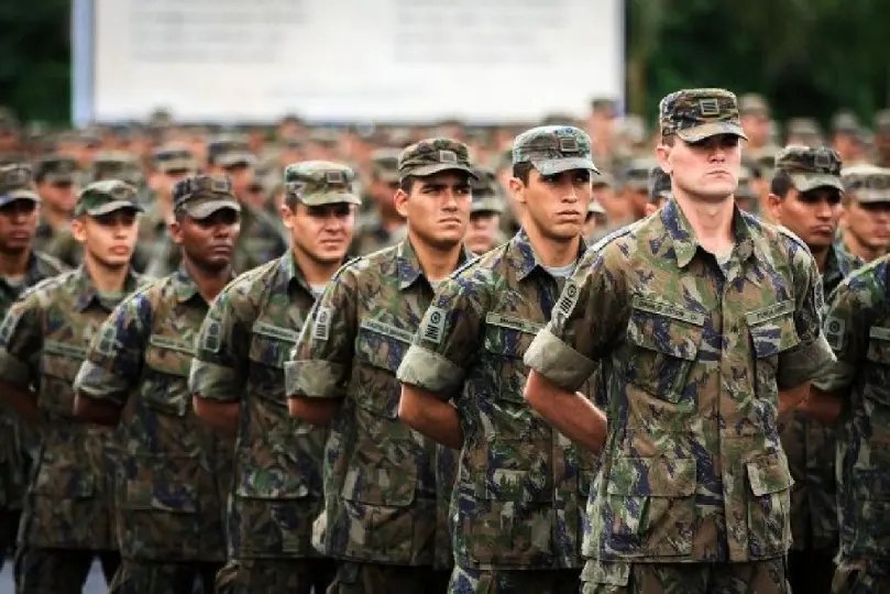 Alistamento: jovens devem verificar situa&ccedil;&atilde;o militar no site do Ex&eacute;rcito