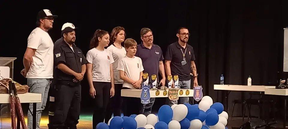 Indaial vence Brusque no Quiz do Tr&acirc;nsito