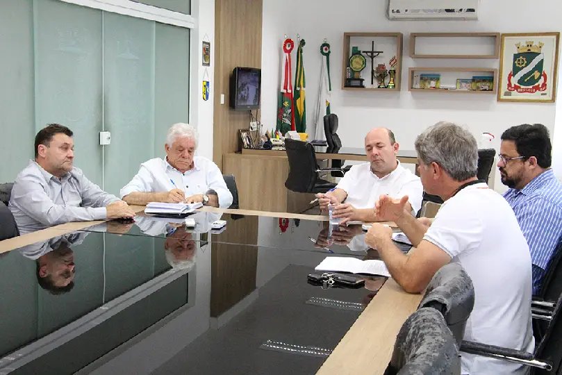 OSBr e AmpeBr solicitam apoio da prefeitura para incentivo às micro e pequenas empresas