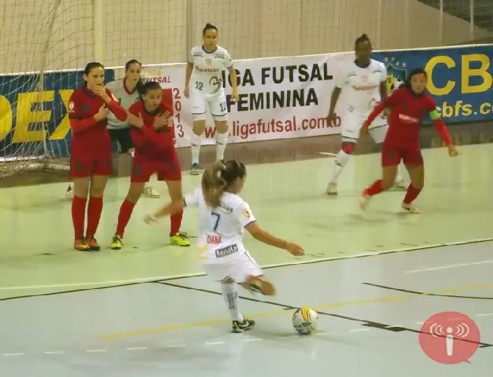 Barateiro Futsal vence Unifor e reverte vantagem