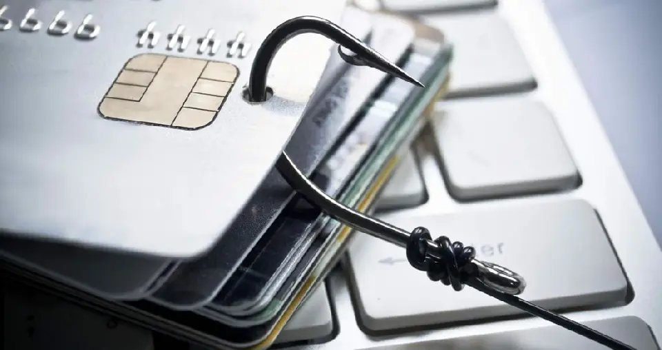 Compras indevidas no cartão geram prejuízo de mais de R$ 9 mil a brusquense