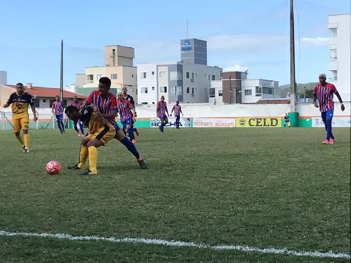 Carlos Renaux &eacute; derrotado fora de casa