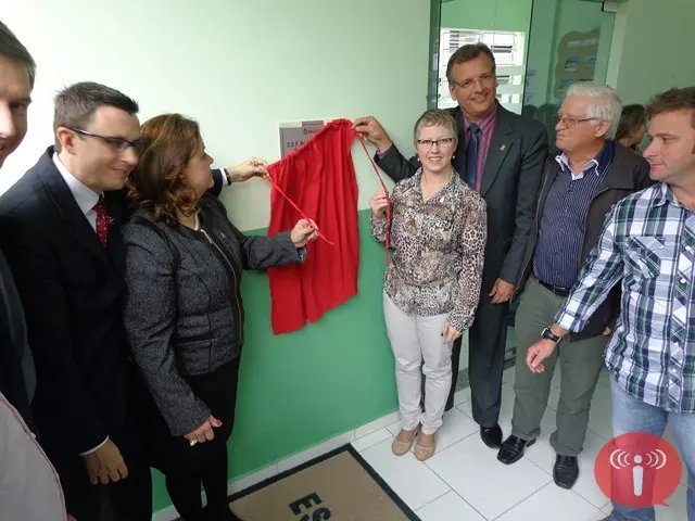 Inaugurada escola no bairro Thomaz Coelho