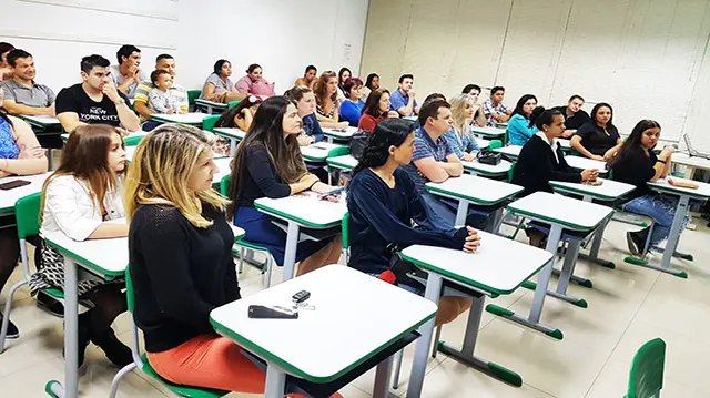 Alunos do Sesi/Eja realizam exposição