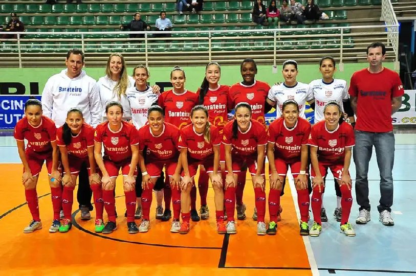 Barateiro vence Paraná e decidirá Taça Brasil