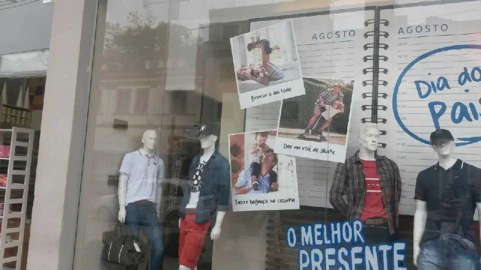 Hoje é dia de Sábado Fácil no comércio