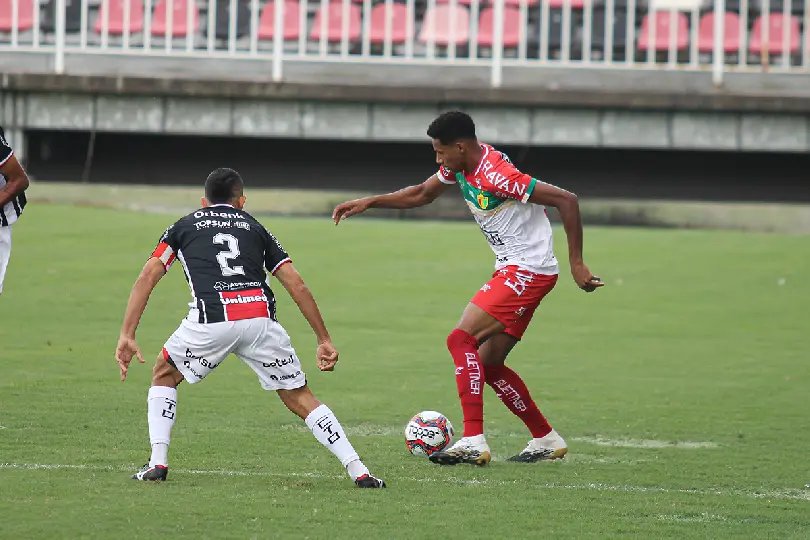 Brusque X Joinville valendo vaga para a semifinal