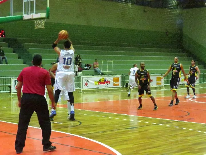AD Brusque vence Criciúma na estreia do returno do Estadual de Basquete