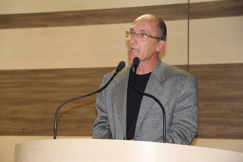 Vereador critica falta de médicos nas unidades 