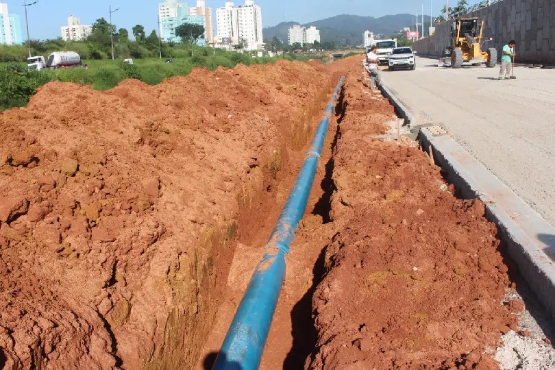 Samae implementa mais 300 metros de rede na margem esquerda da Beira Rio